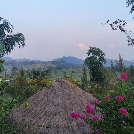 Fort Portal Lake Lyantonde Eco Campsite Original מראה חיצוני תמונה