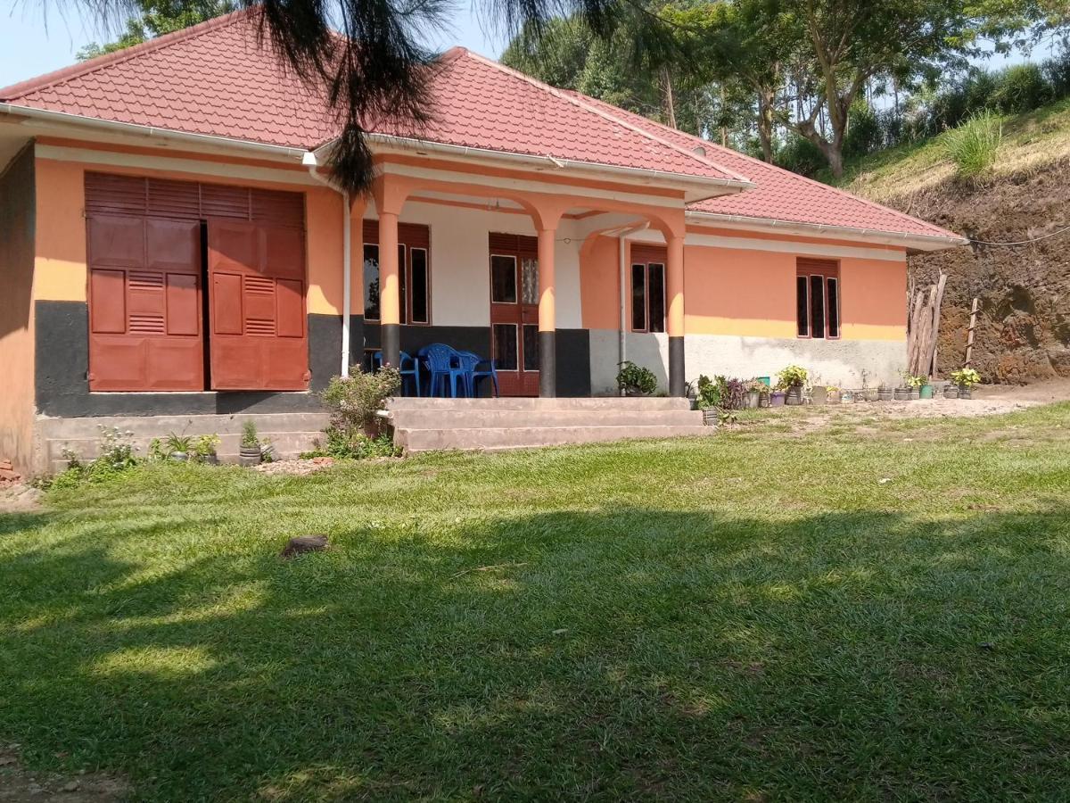 Fort Portal Lake Lyantonde Eco Campsite Original מראה חיצוני תמונה
